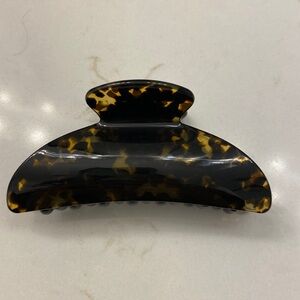 MACHETE Midi Tortoiseshell Claw